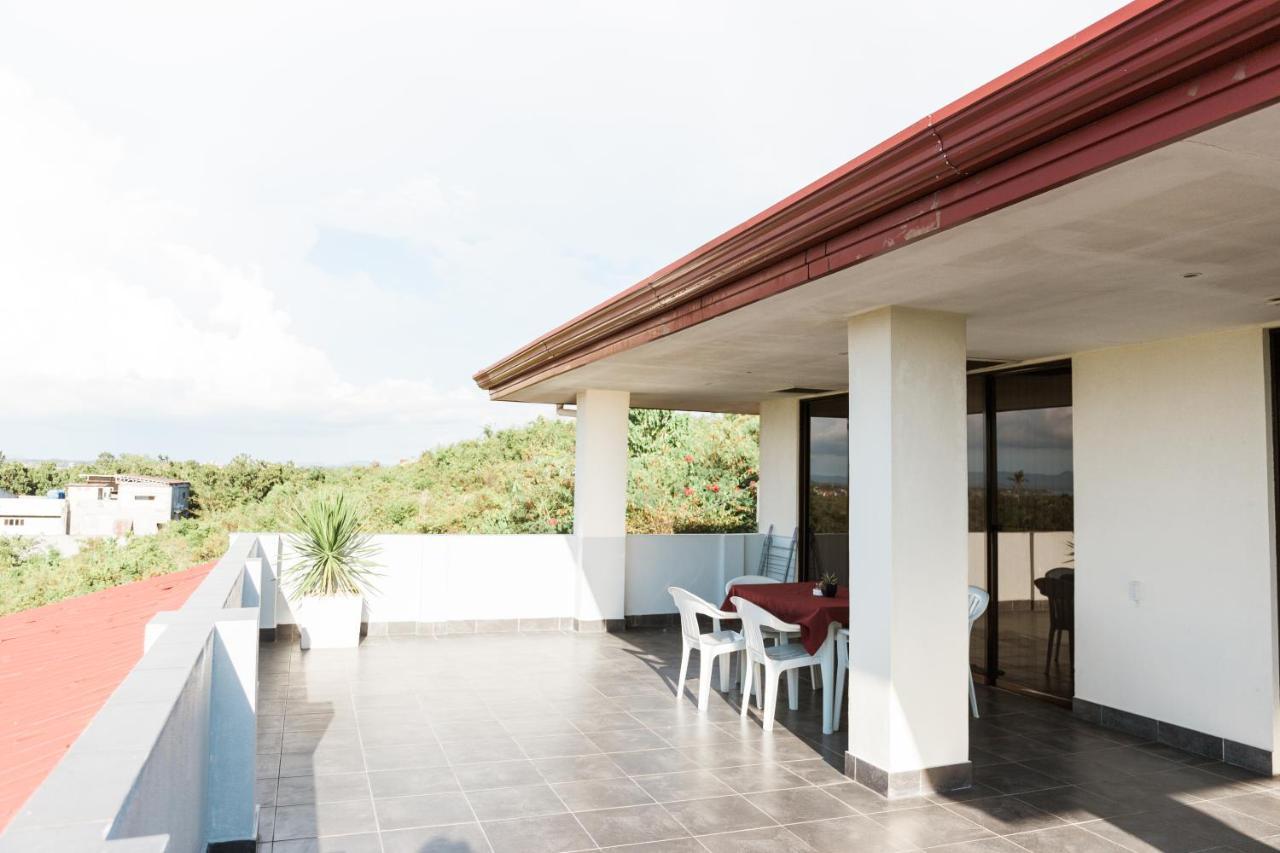 Seaview Hills Luxury Apartments & Rooms Dauis Exterior photo